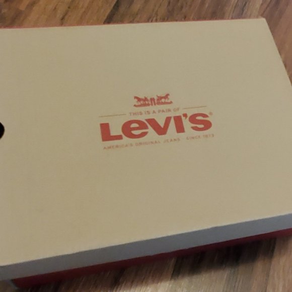 Levi's Harrison Buck Wheat Boots - GS 5.5Y (Women US 7) - Picture 9 of 9